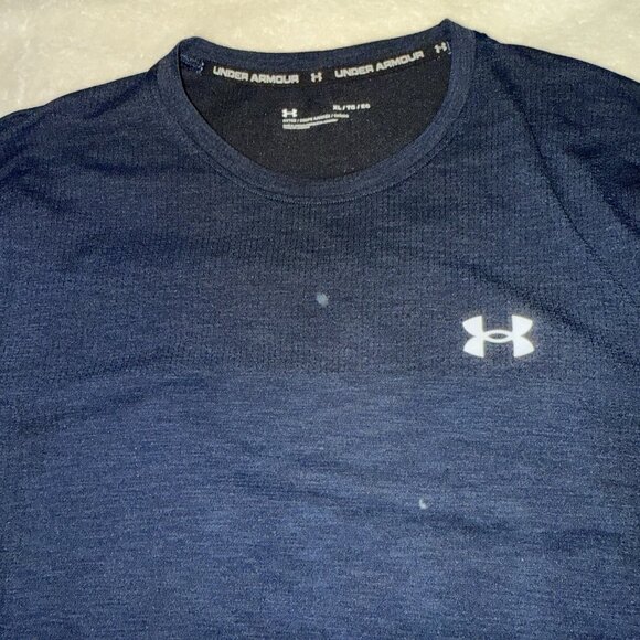 Lot Of 3 Mens Under Armour Long Sleeve Shirts Black Blue Maroon Size XLarge - Picture 6 of 11